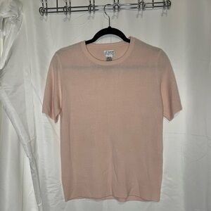 Liz baker/ short sleeve scoop neck pull over acrylic sweater light pink​​​​​​​​​